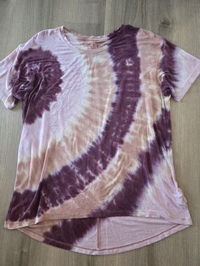 American Eagle Outfitters Pink & Purple Spiral Tie-Dye Tee